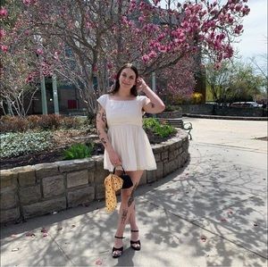 Meet your Posher, Daisey